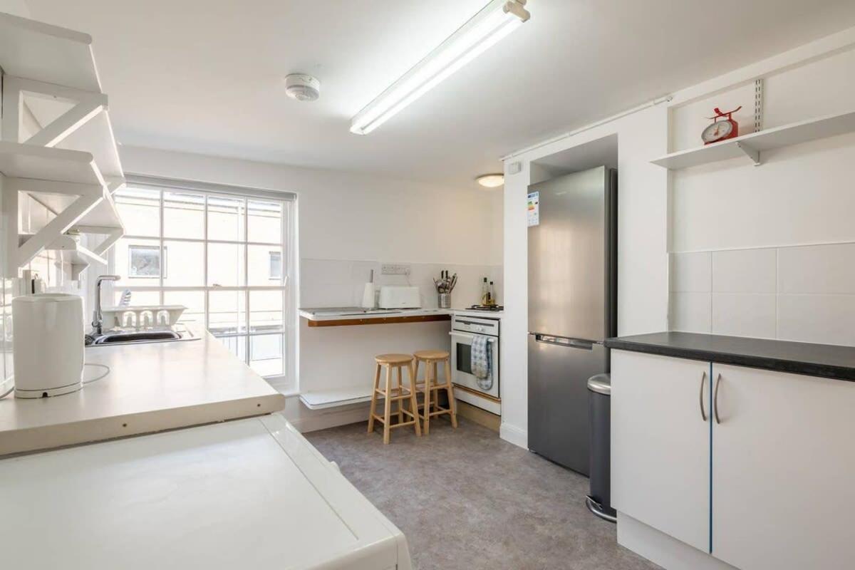 Spacious 3 Bedroom Flat In Heart Of City Centre Cambridge  Buitenkant foto