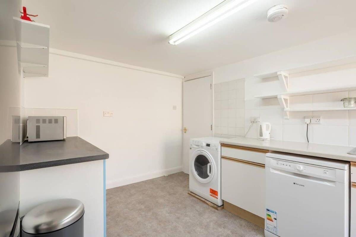 Spacious 3 Bedroom Flat In Heart Of City Centre Cambridge  Buitenkant foto