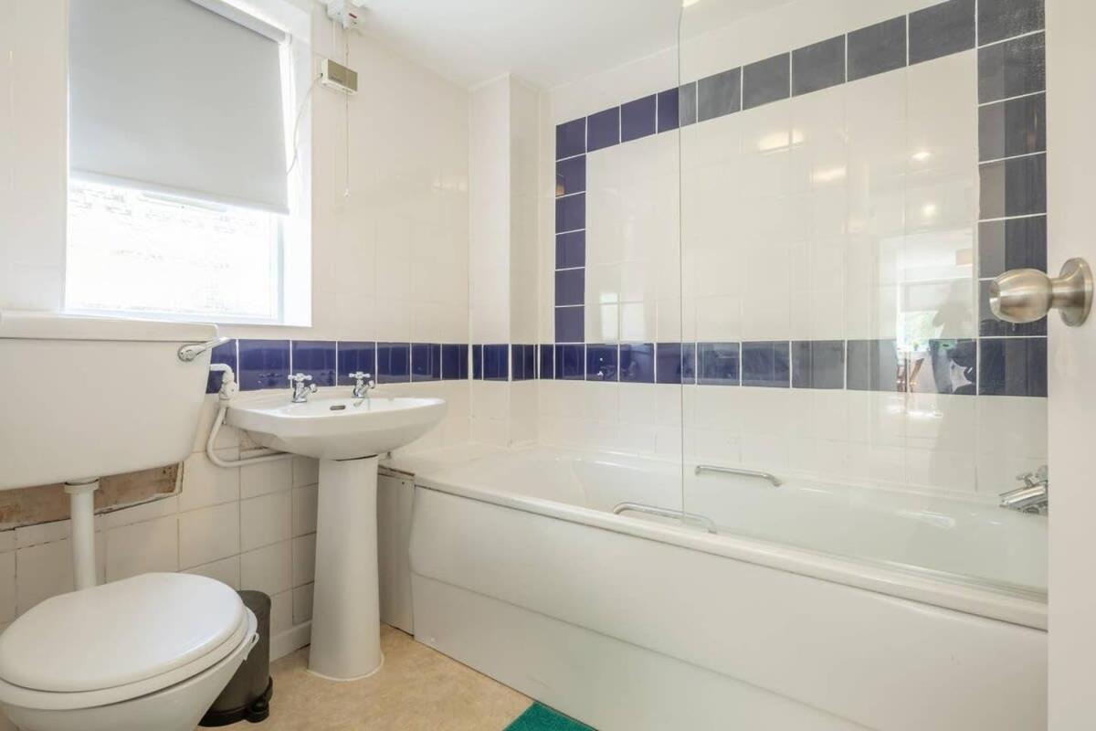 Spacious 3 Bedroom Flat In Heart Of City Centre Cambridge  Buitenkant foto