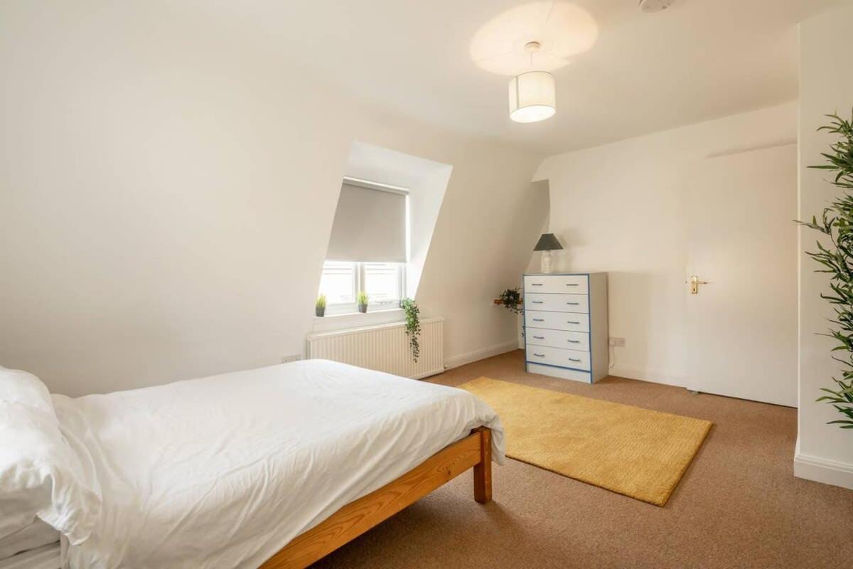 Spacious 3 Bedroom Flat In Heart Of City Centre Cambridge  Buitenkant foto